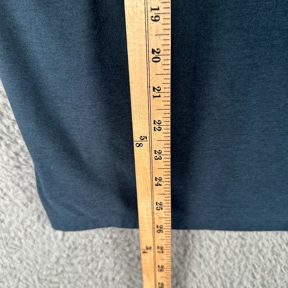 Vuori Strato Tech Polo Shirt Men's L Blue Knit Stretch Casual‎ Performance Golf - Picture 6 of 8